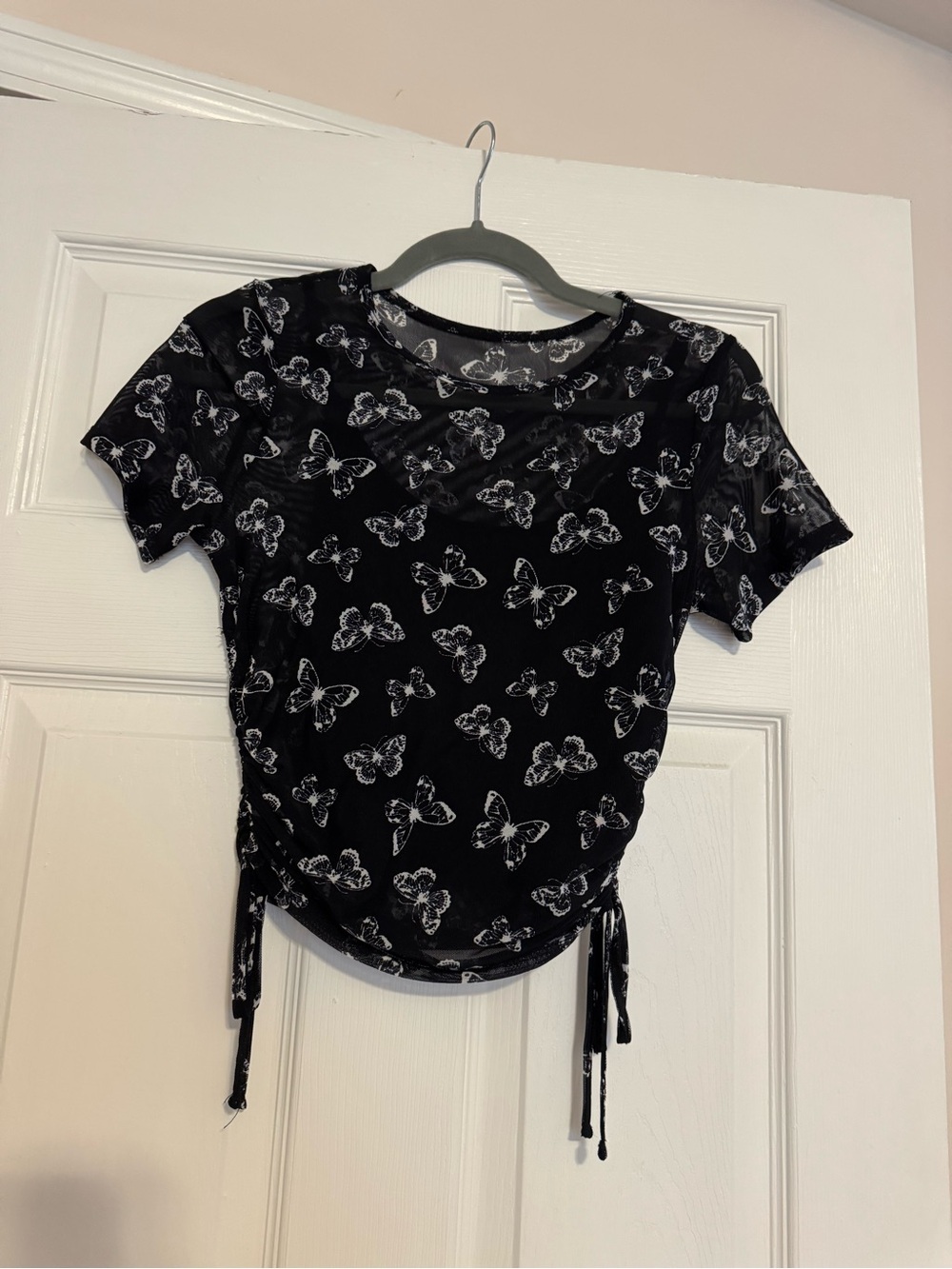 Hollister Black Butterfly Print Short Sleeve Chiffon Ruched Tee